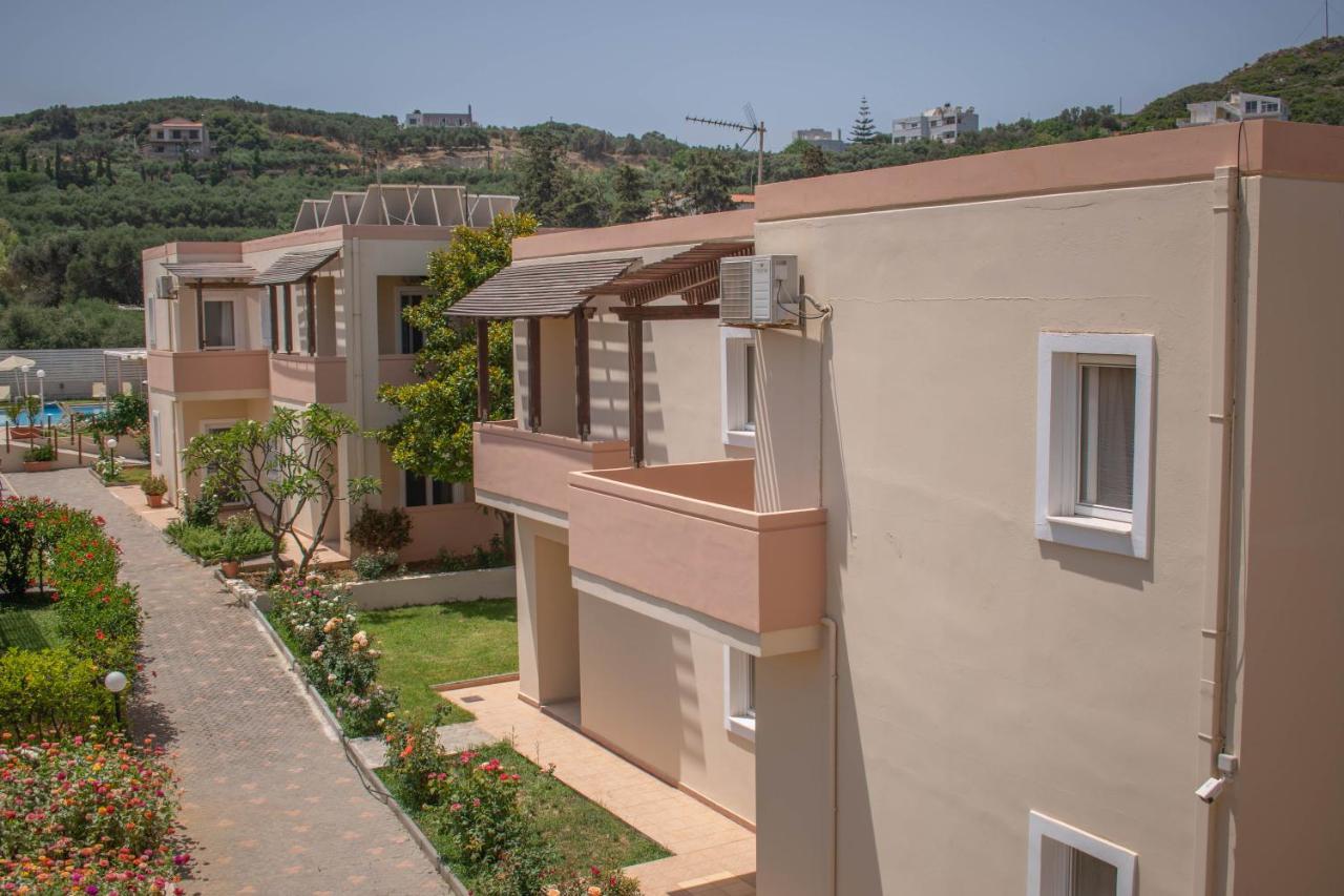 Evdokia Αpartments & Dimitra Village Агия-Марина Экстерьер фото