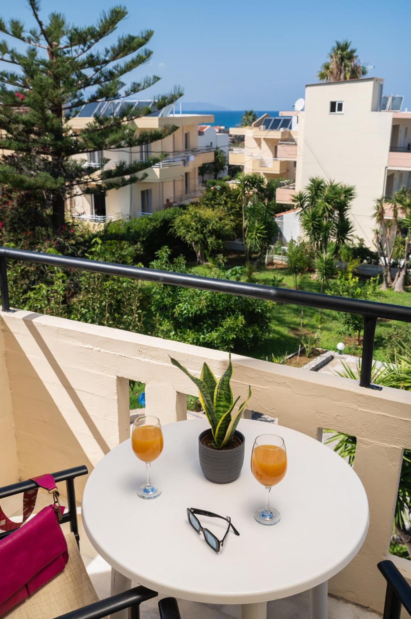 Evdokia Αpartments & Dimitra Village Агия-Марина Экстерьер фото
